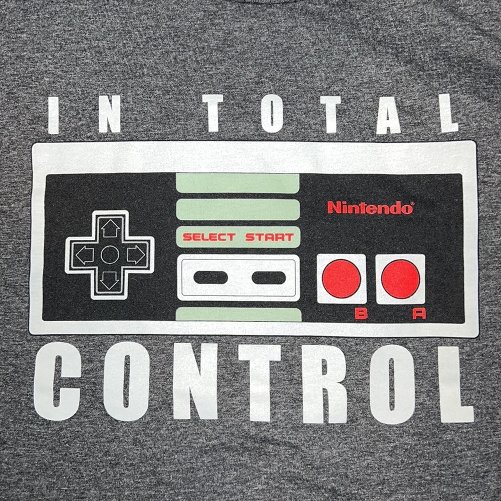 Nintendo Entertainment System T-Shirt ‘In Total Control’ Mens - Size 2XL - Picture 4 of 6